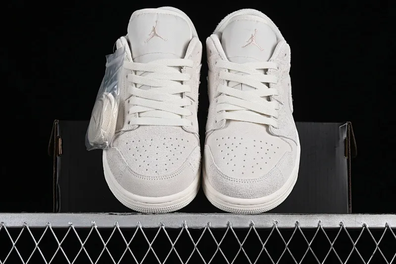 All categories Air Jordan Jordan series basketball shoes Air Jordan 1 Low Air Jordan 1 Low AJ1 Joe 1 earth gray low-top cultural casual sneakers FQ3055-100